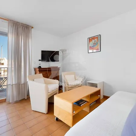 Apartment As11677 - Marina De Type P3 Avec Parking Prive Et Appontement *