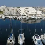As11677 - Marina De Type P3 Avec Parking Prive Et Appontement