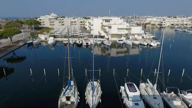 As11677 - Marina De Type P3 Avec Parking Prive Et Appontement 勒格罗-迪鲁瓦